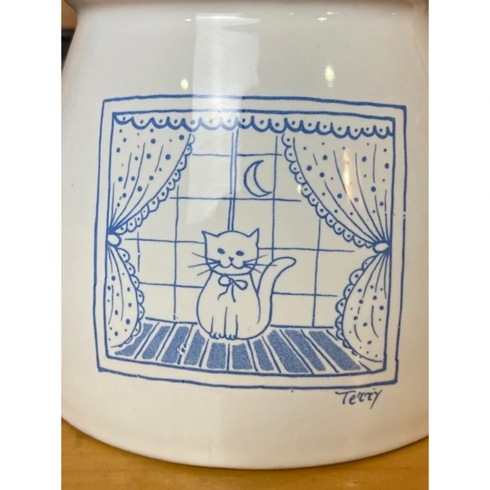 Vintage Lillian Vernon Cat in Window Ceramic Pitcher Made in Italy Blue White